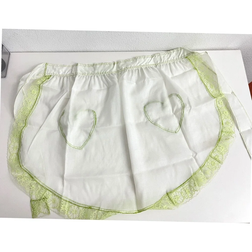Vintage White Half Apron Lime Green Lace Trim‎ Heart Applique Retro Cottagecore